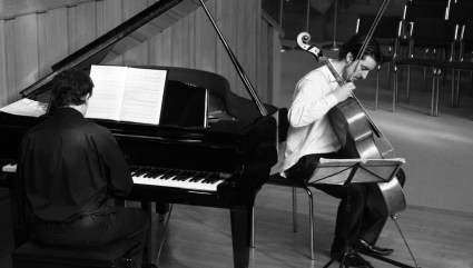 Ilia Laporev, cello - Jonas De Geyndt, piano